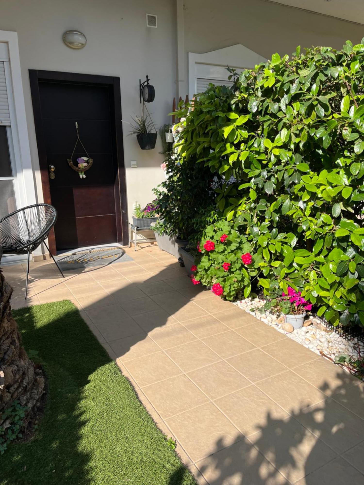 Elegant Glyfada Apartment-Private Garden-Near Metro Athén Kültér fotó